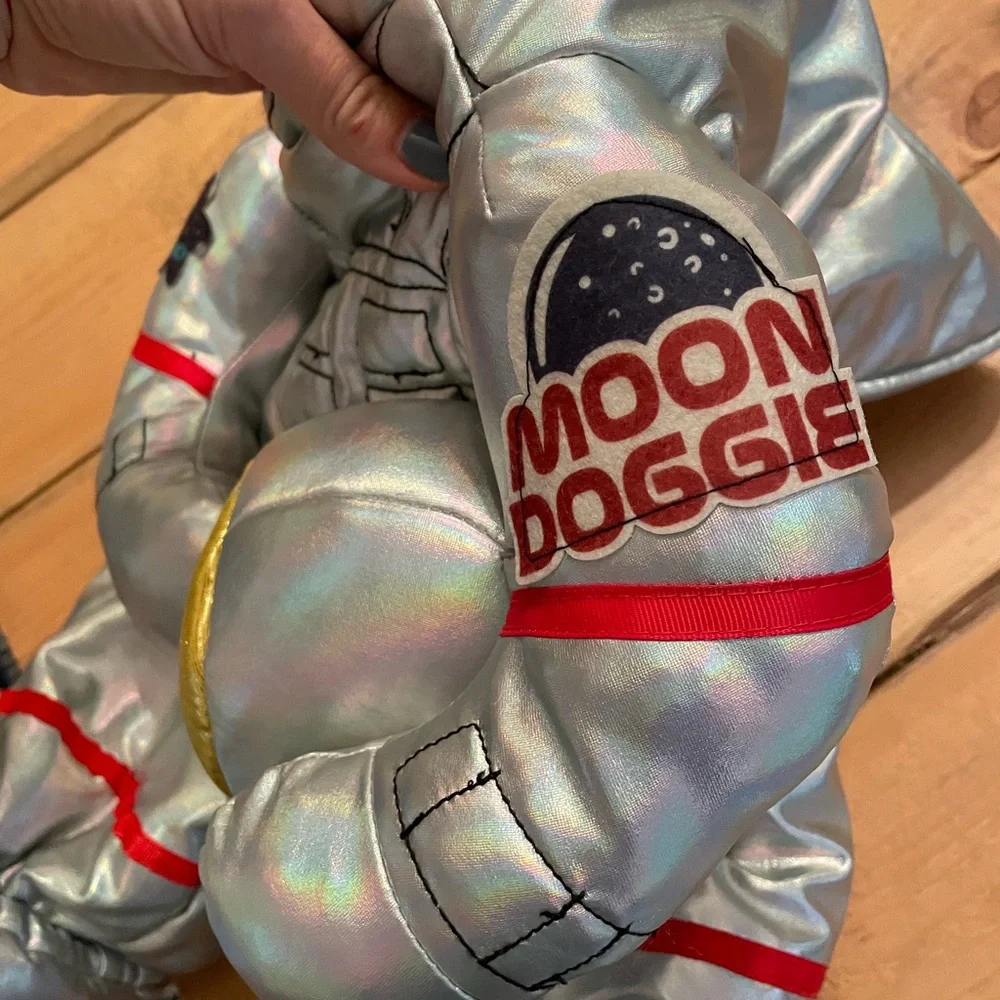 Dog Astronaut Costume - Picture 3 of 15